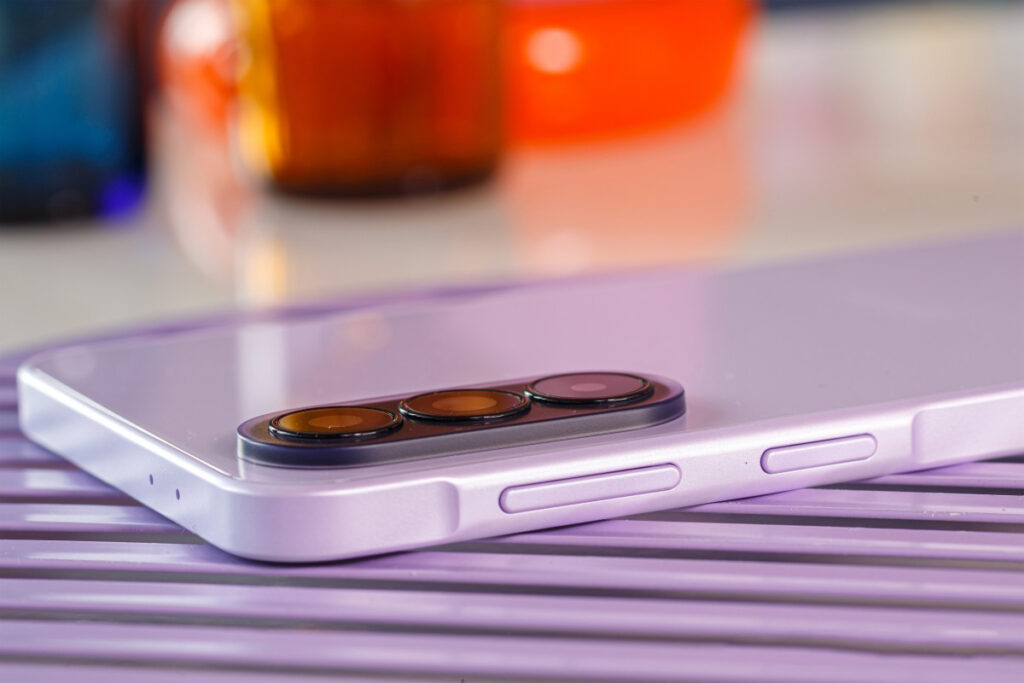 Galaxy-A37-review6-1024x683 Galaxy A37: تكرار ممل أم خيار ذكي؟