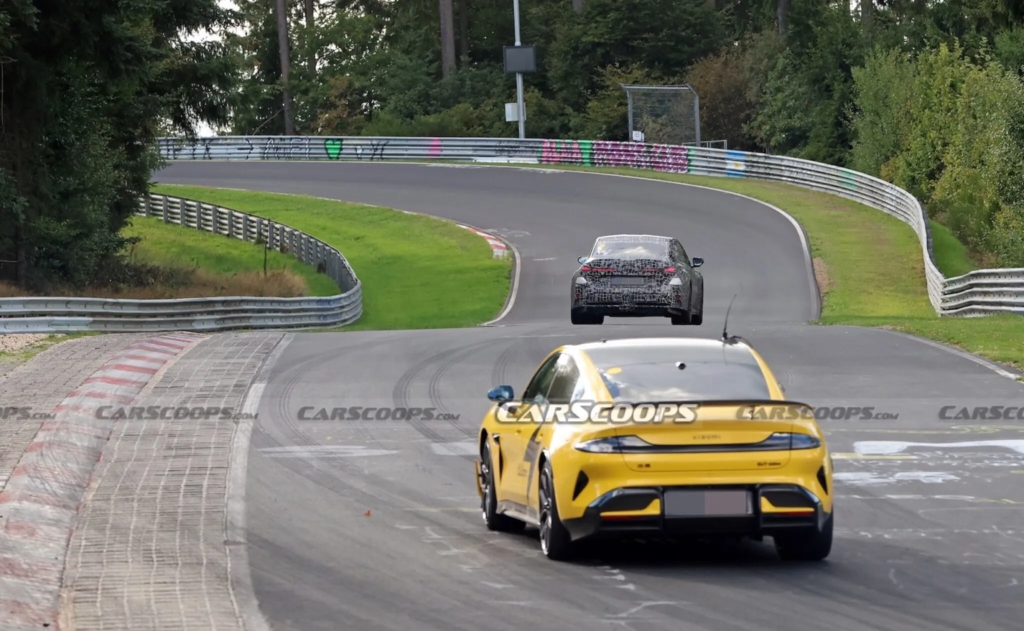 Screenshot-2026-09-18-at-21-04-58-BMW-M3-EV-scoop-Sep-1826-00019-copy-2048x1262.webp-WEBP-Image-2048-×-1262-pixels-—-Scaled-75-1024x631 BMW M3 الكهربائية تدخل الحلبة بقوة وXiaomi SU7 Ultra تلاحقها في نوربورغرينغ