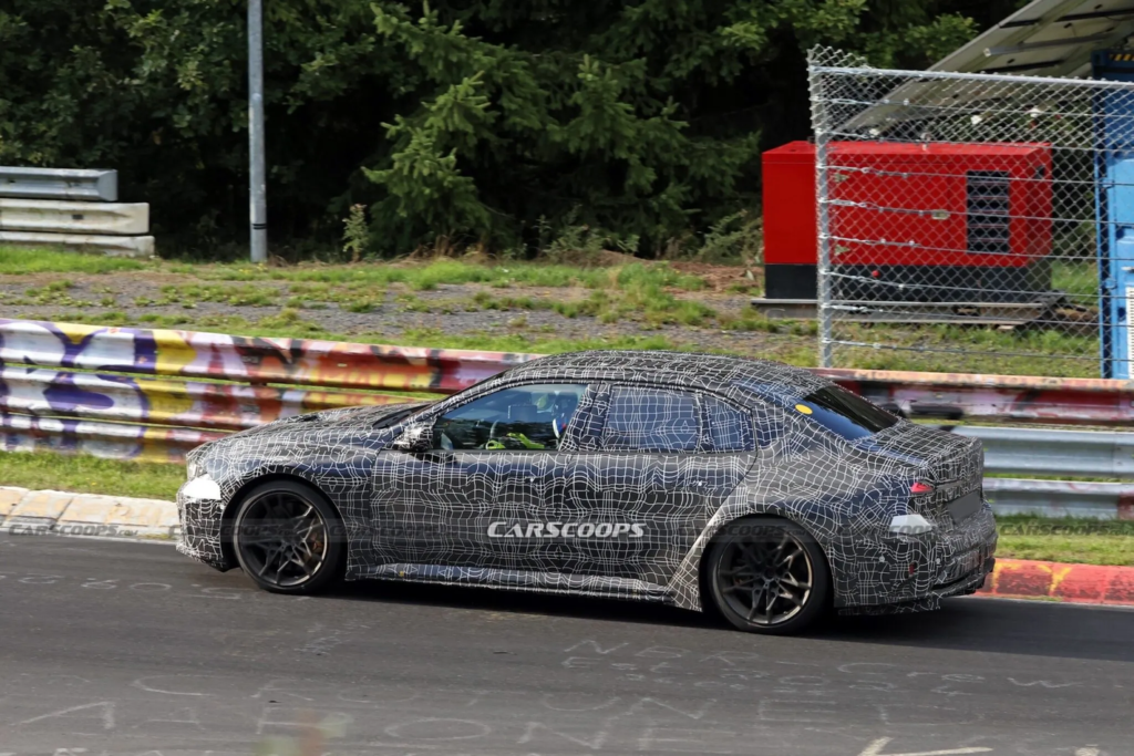 Screenshot-2026-09-18-at-21-10-00-BMW-M3-EV-scoop-Sep-1826-00006-2048x1365.webp-WEBP-Image-2048-×-1365-pixels-—-Scaled-69-1024x683 BMW M3 الكهربائية تدخل الحلبة بقوة وXiaomi SU7 Ultra تلاحقها في نوربورغرينغ