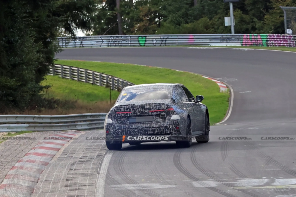 Screenshot-2026-09-18-at-21-10-58-BMW-M3-EV-scoop-Sep-1826-00015-2048x1365.webp-WEBP-Image-2048-×-1365-pixels-—-Scaled-69-1024x683 BMW M3 الكهربائية تدخل الحلبة بقوة وXiaomi SU7 Ultra تلاحقها في نوربورغرينغ